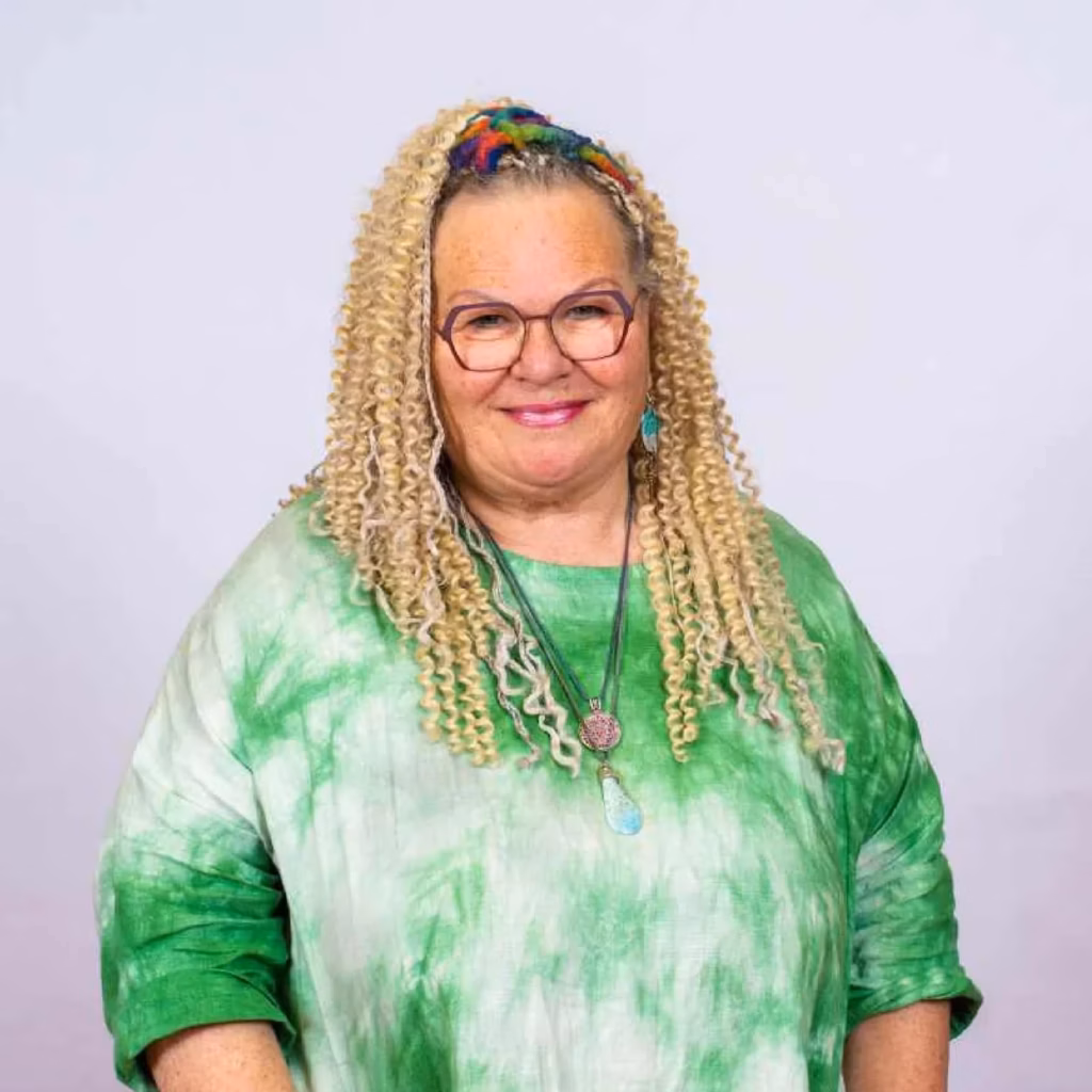 Annemarie H.